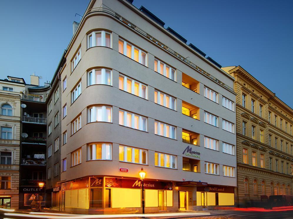 Mysterius Hotel Carnival - Prague — Photos 1
